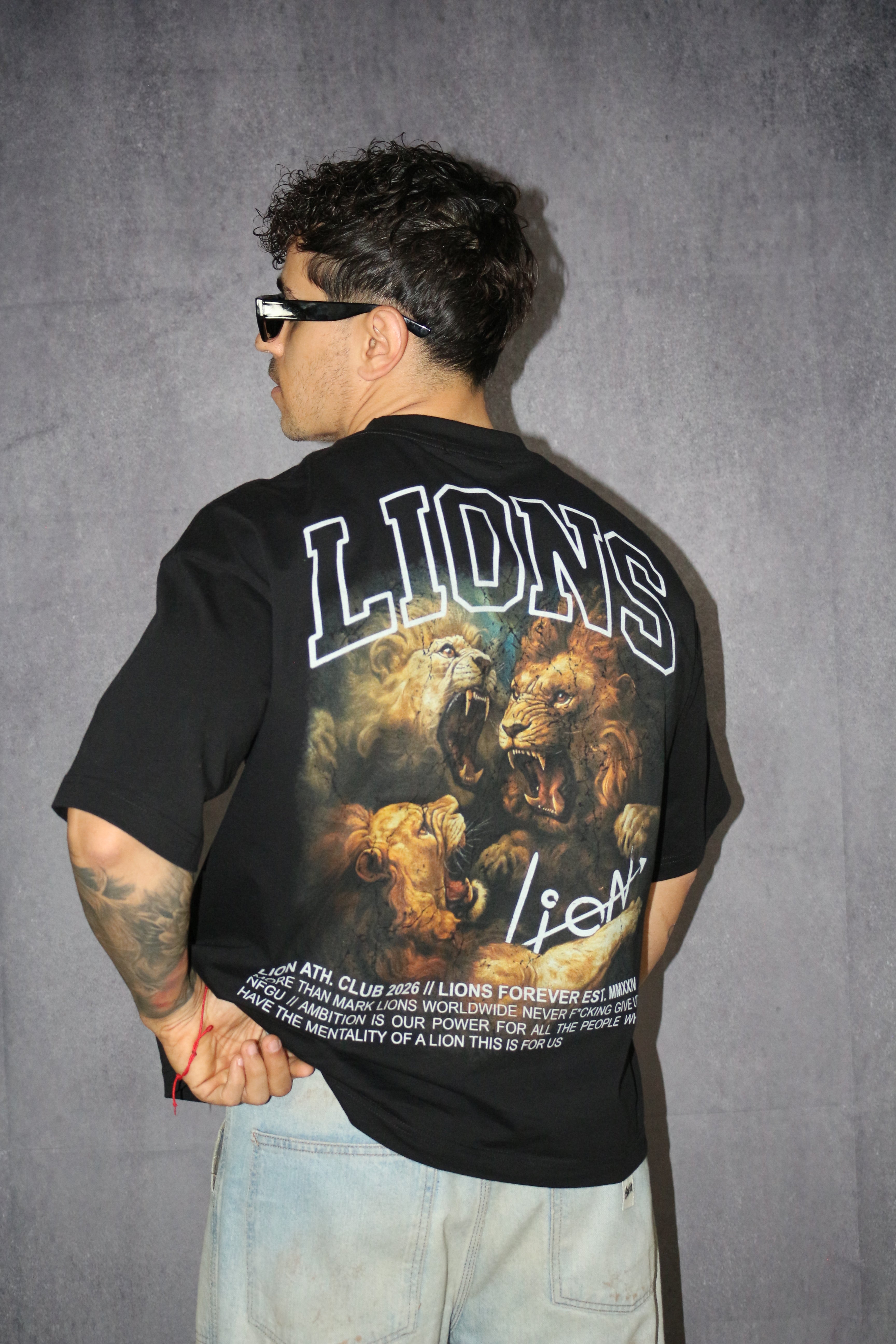 LIONS BLACK